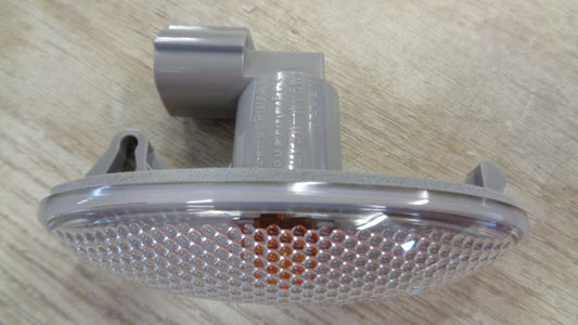 Toyota Corolla Genuine Right Hand Front Fender Turn Lamp Assy New Part