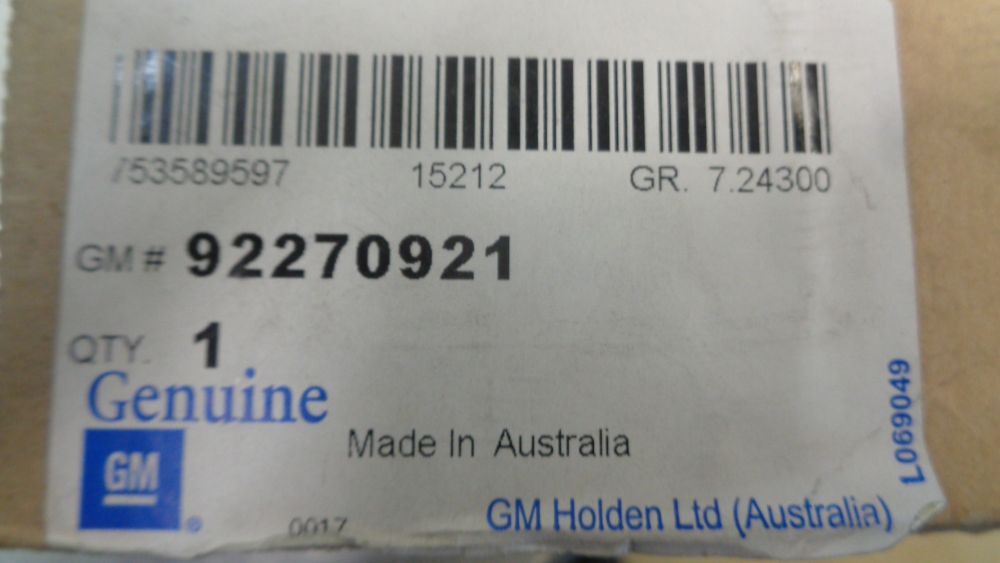 Holden VF Commodore Genuine Front Right Hand Upper Door Insulator New Part