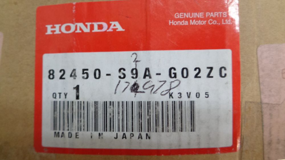 Honda CR-V Genuine Right Hand Rear Outer Seat Belt New Part