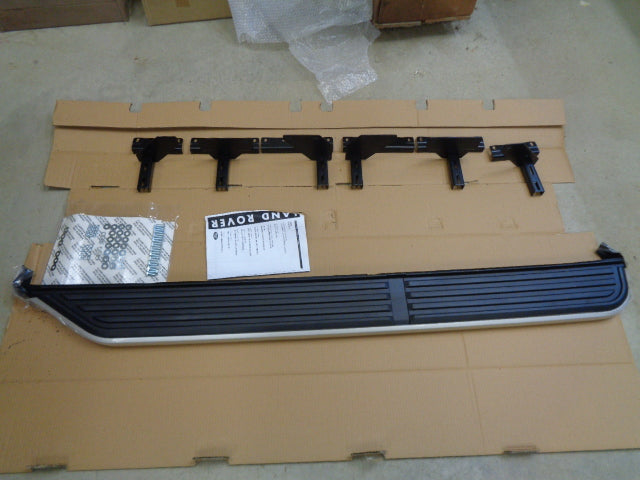 Land Rover Discovery 3/4 Genuine Left Hand Side Step Replacement New Part