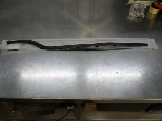 Proton Savvy Genuine Front Right Hand Outer Door WeatherStrip New Part