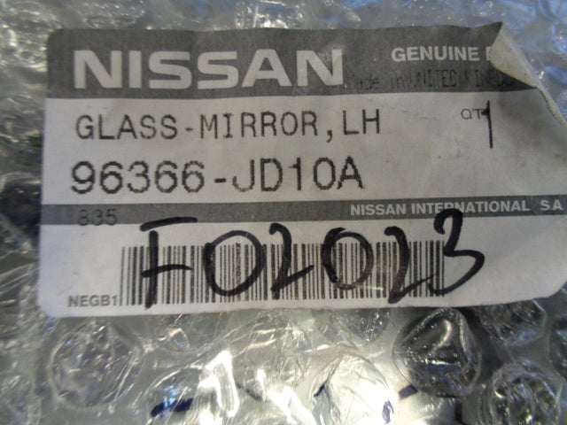 Nissan Qashqai Genuine Left Hand Mirror Glass New Part