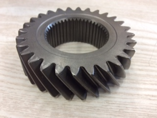 Nissan Navara D40M / R51M Pathfinder Genuine 4th gear main shaft New Part