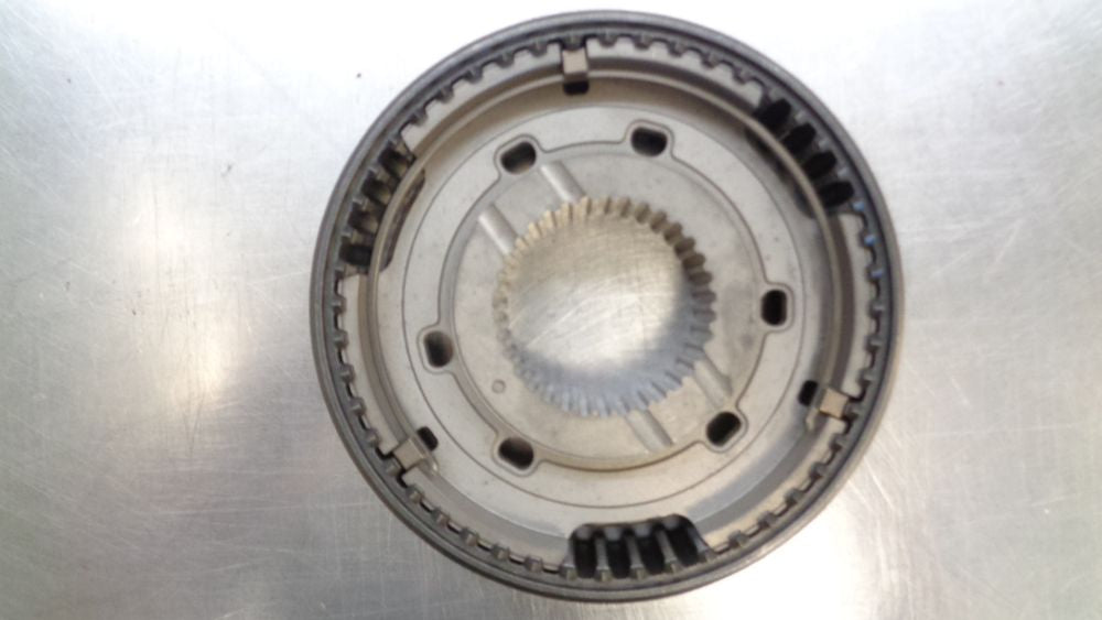 Isuzu MU-X Genuine 1st/2nd Sleeve/Hub Assy New Part