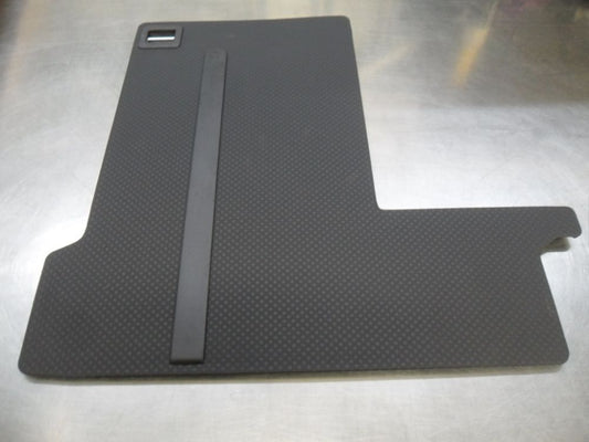 Nissan X-Trail T31 Genuine RH 2nd Row Seat Back Plate With Tether Anchor New Part