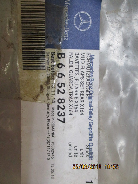 Mercedes Benz GL Class Genuine Rear Mud Flap Set New Part