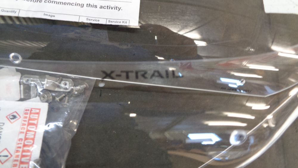 Nissan X-Trail T32 Genuine Headlight Protector Kit New Part