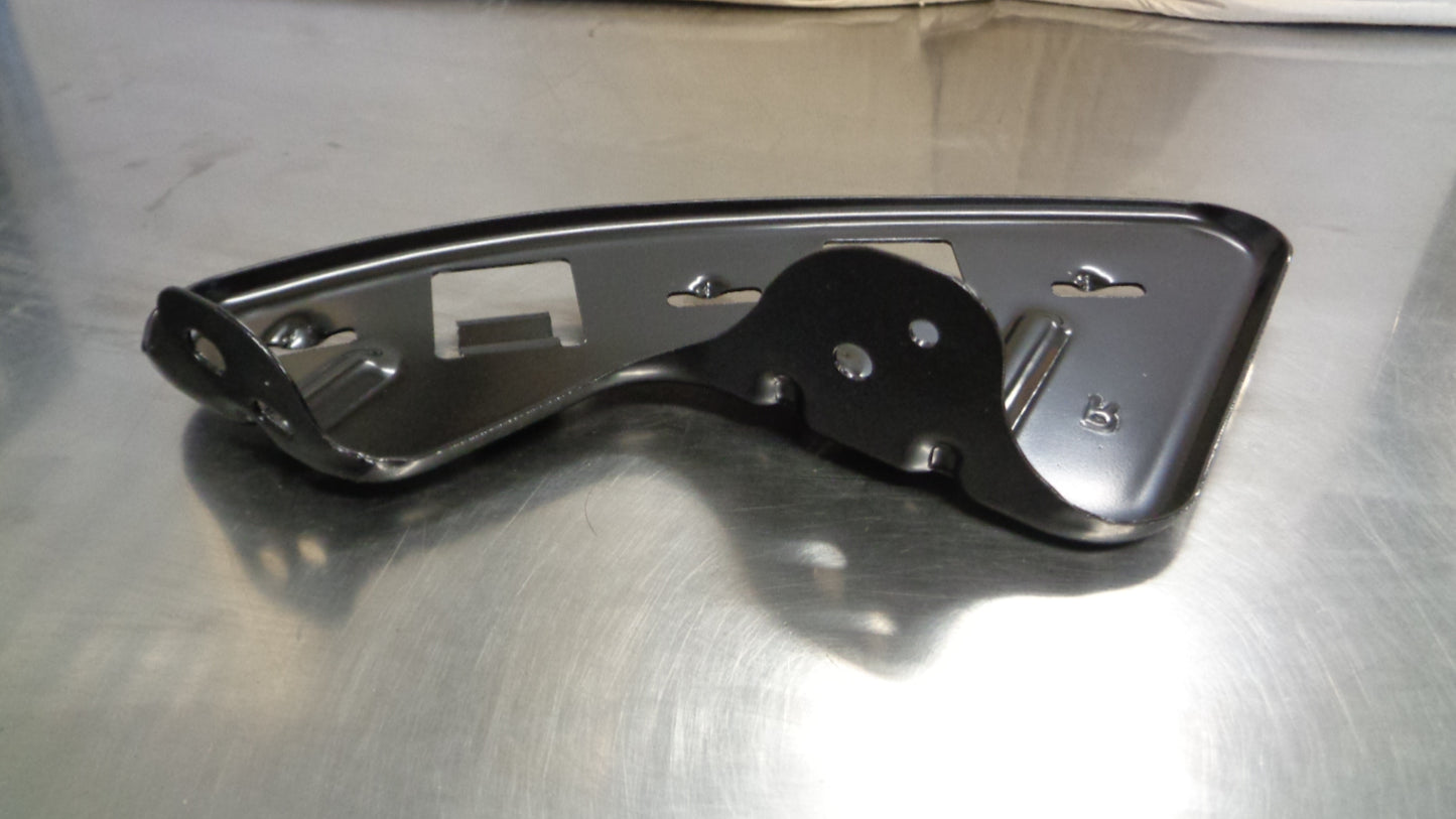 Kia Sportage Genuine Right Hand Front Upper Bumper Bracket New Part
