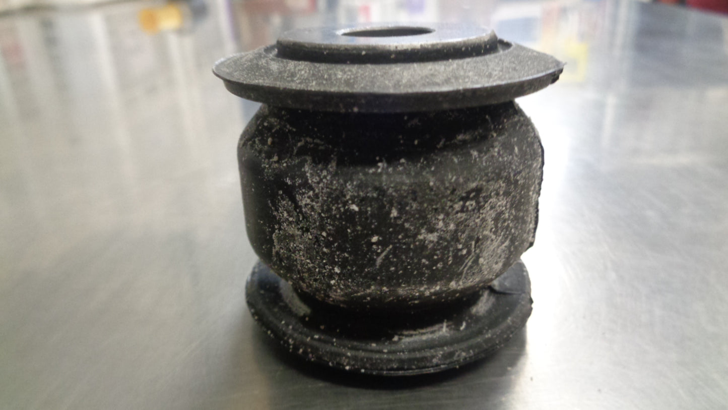 Nissan GQ/GU Patrol Genuine Panhard Bush New Part