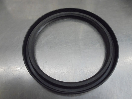 Isuzu Truck Genuine Front Hub Seal New Part