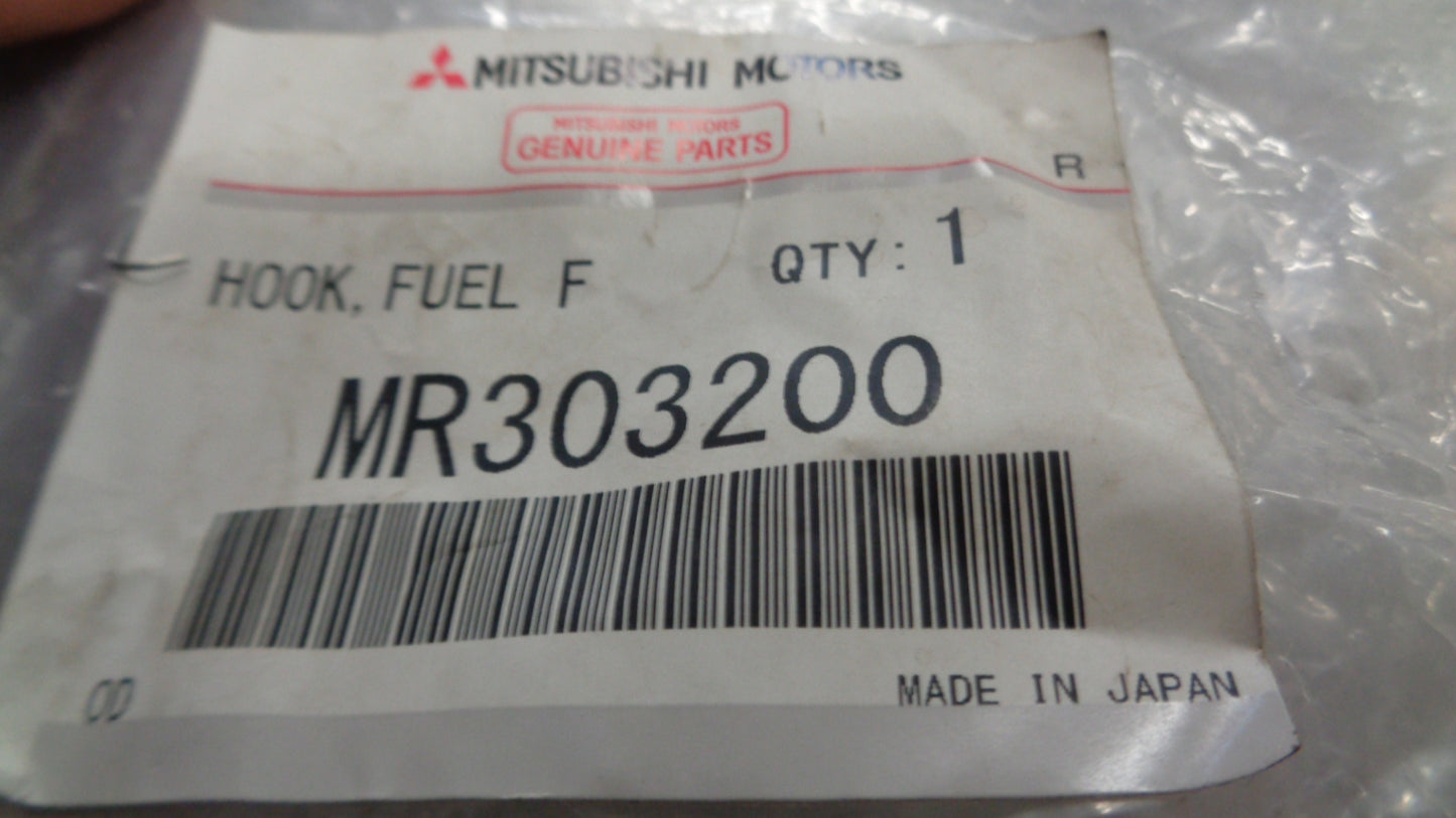 Mitsubishi Outland/Lancer Genuine Fuel Flap Hook New Part