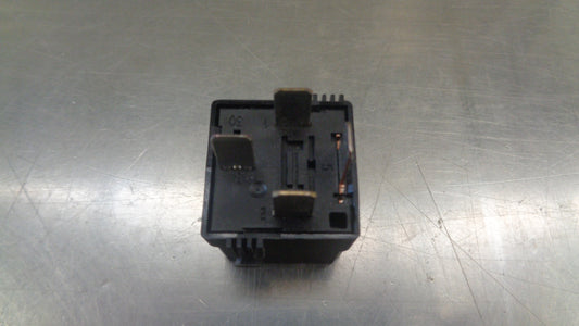 Mercedes Benz Genuine 4 Pin Fuel Pump Relay Module New Part