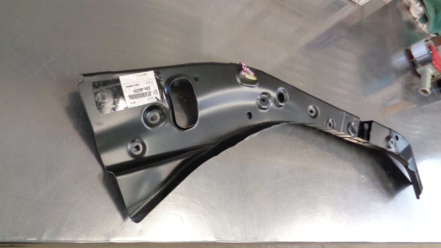 Mitsubishi MQ Triton Genuine Left Hand Guard Shield New Part