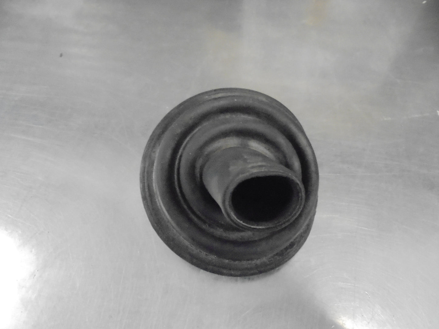 Holden VS-VT-VU-VX-VY Commodore Genuine Getrag Manual Inner Shifter Rubber New Part