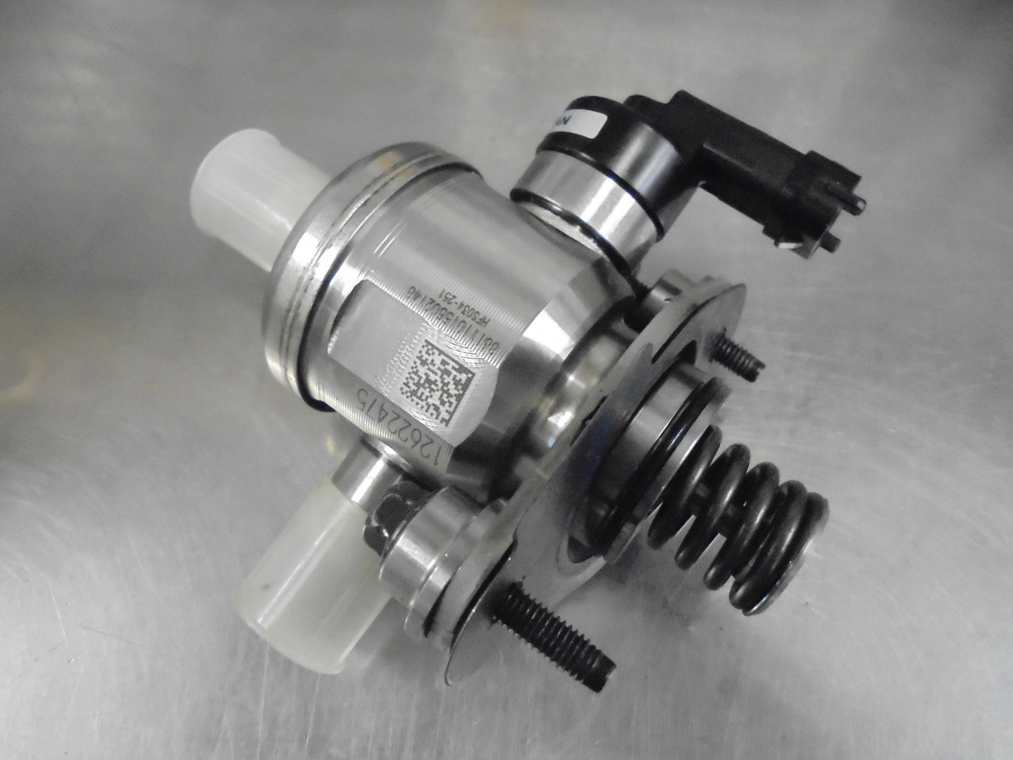 Holden VE-VF 3.0Ltr/3.6Ltr Genuine Fuel Pump High Pressure New Part