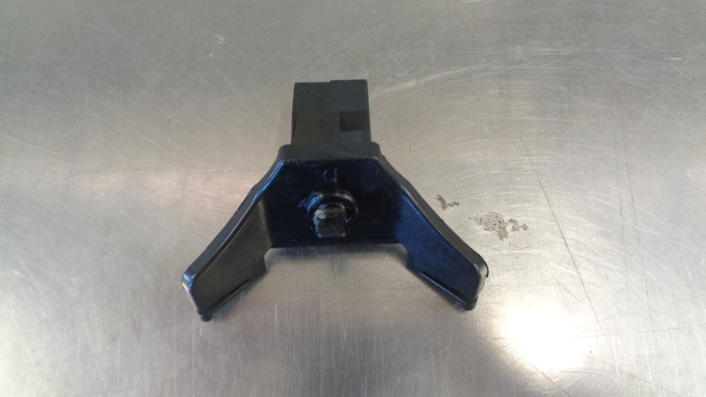 Mitsubishi Triton ML / MN Fuel Door Latch New Part