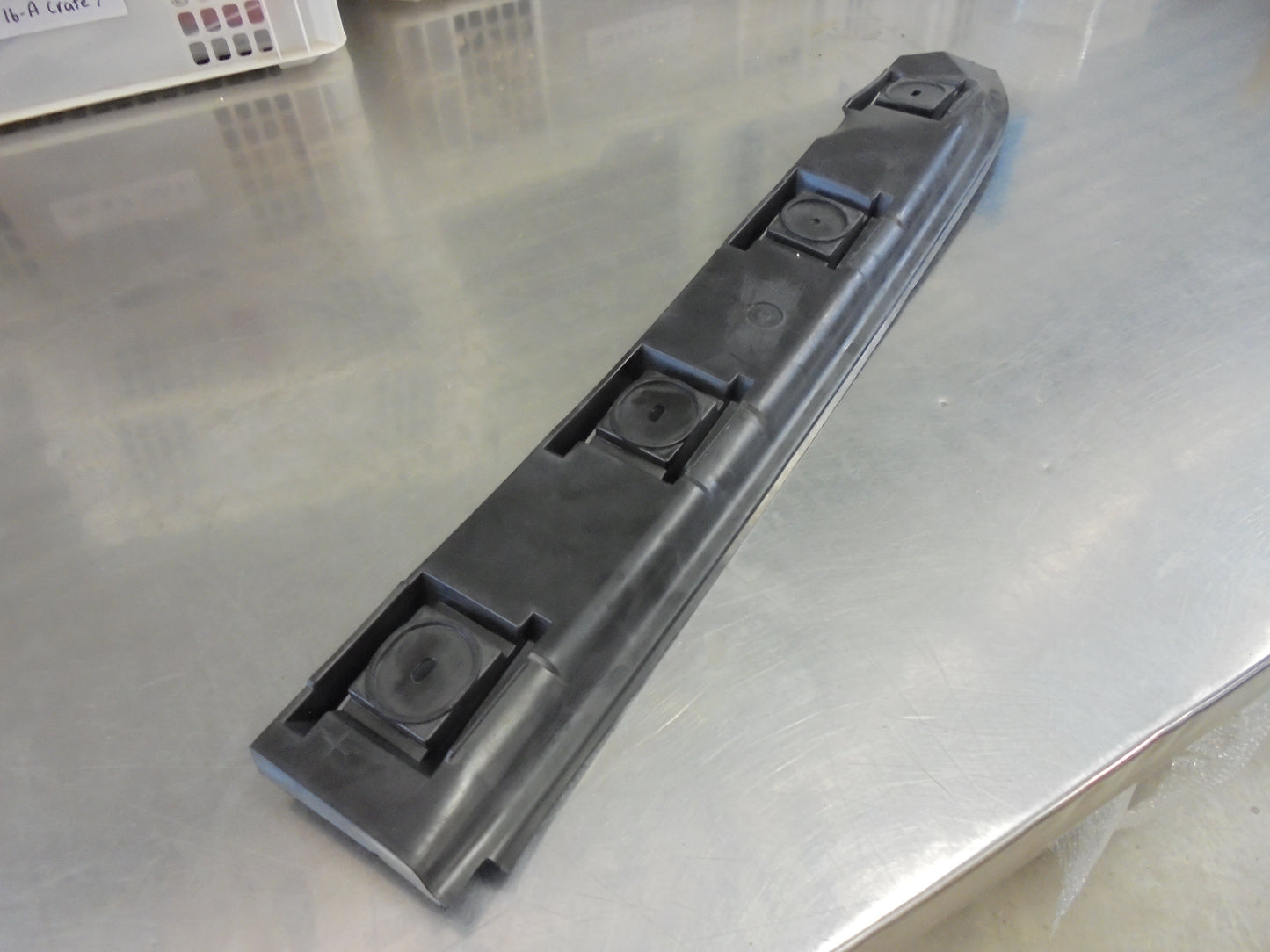 VW Jetta Sedan Genuine Right Rear Bumper Retaining Strip New Part
