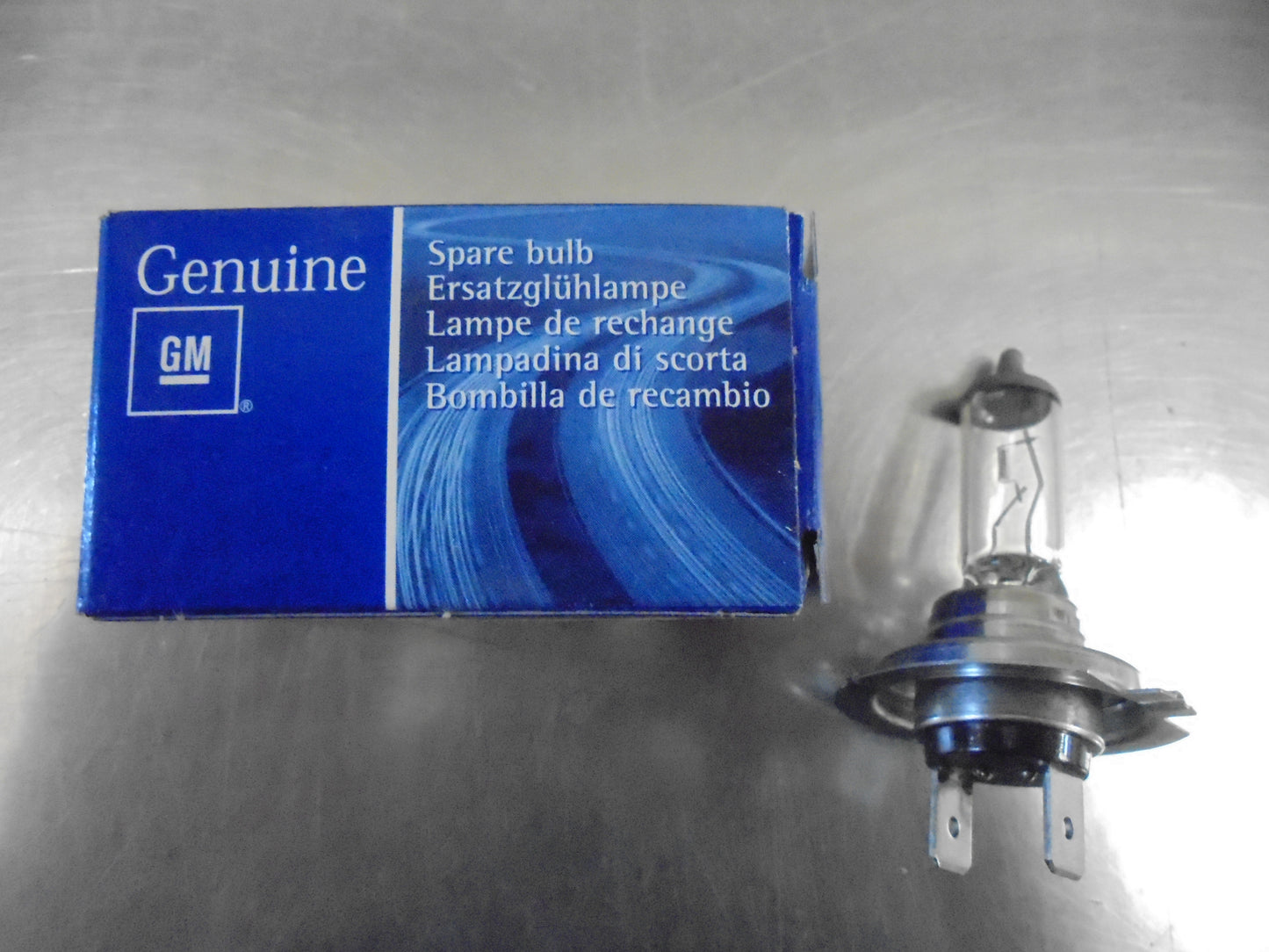 Genuine Holden 12 Volt 55 Watt H7 UV-Resistant Head Light Bulb New Part