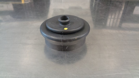 Nissan Pathfinder / D21 Genuine Control Lever Boot New Part