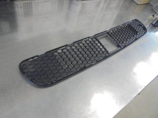 Jeep Grand Cherokee Genuine Fascia Grille Lower Center New Part