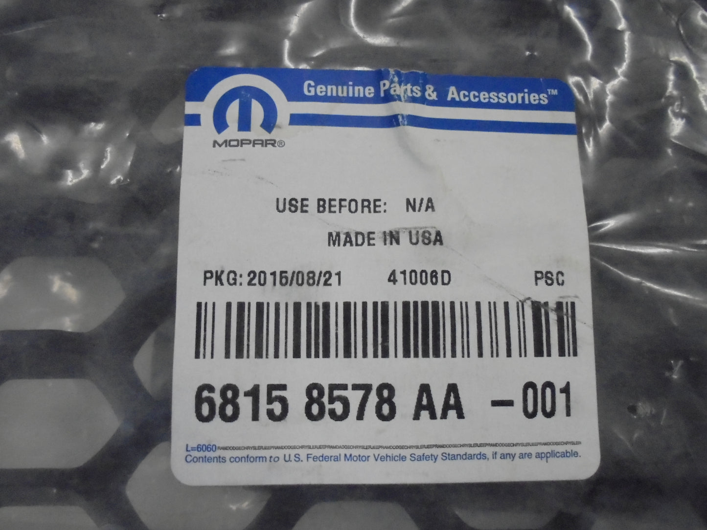 Jeep Grand Cherokee Genuine Fascia Grille Lower Center New Part