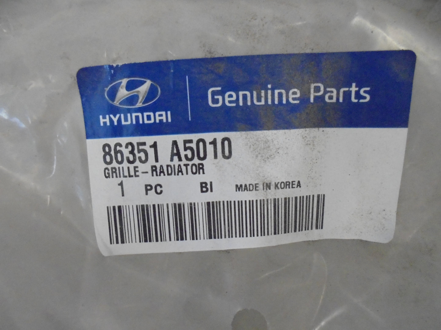 Hyundai Elantra Sedan Genuine Front Grille New Part