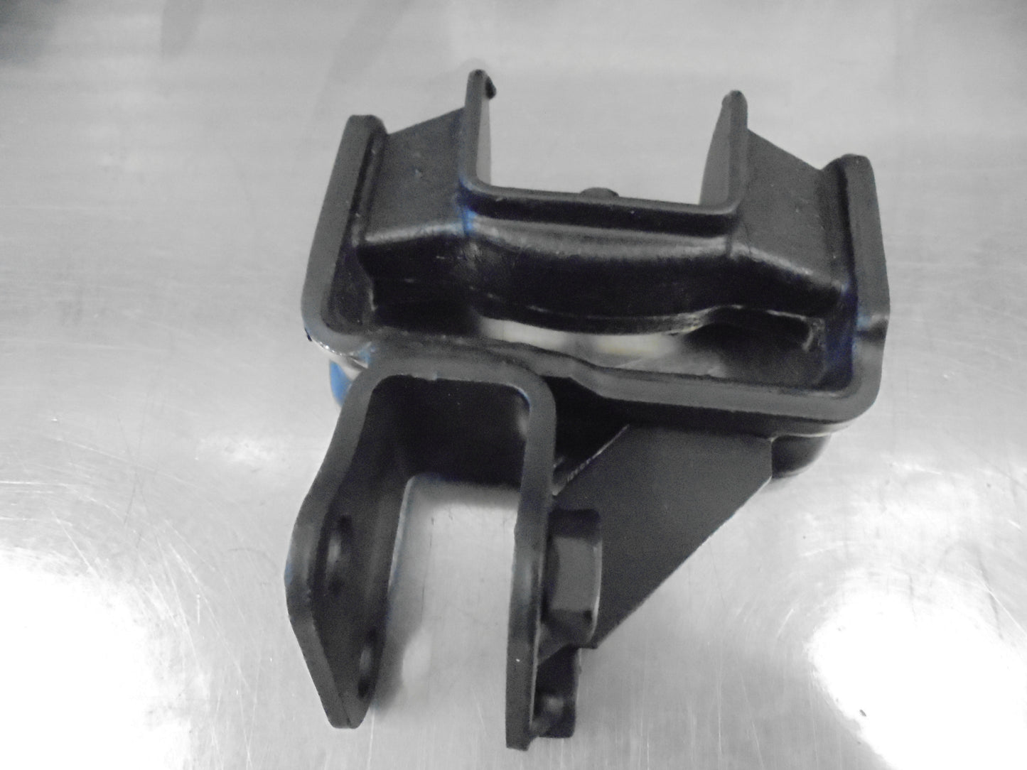 Kelpro Rear Right Engine Mount Suits Holden VL 3.0Ltr -Skyline R31 New Part