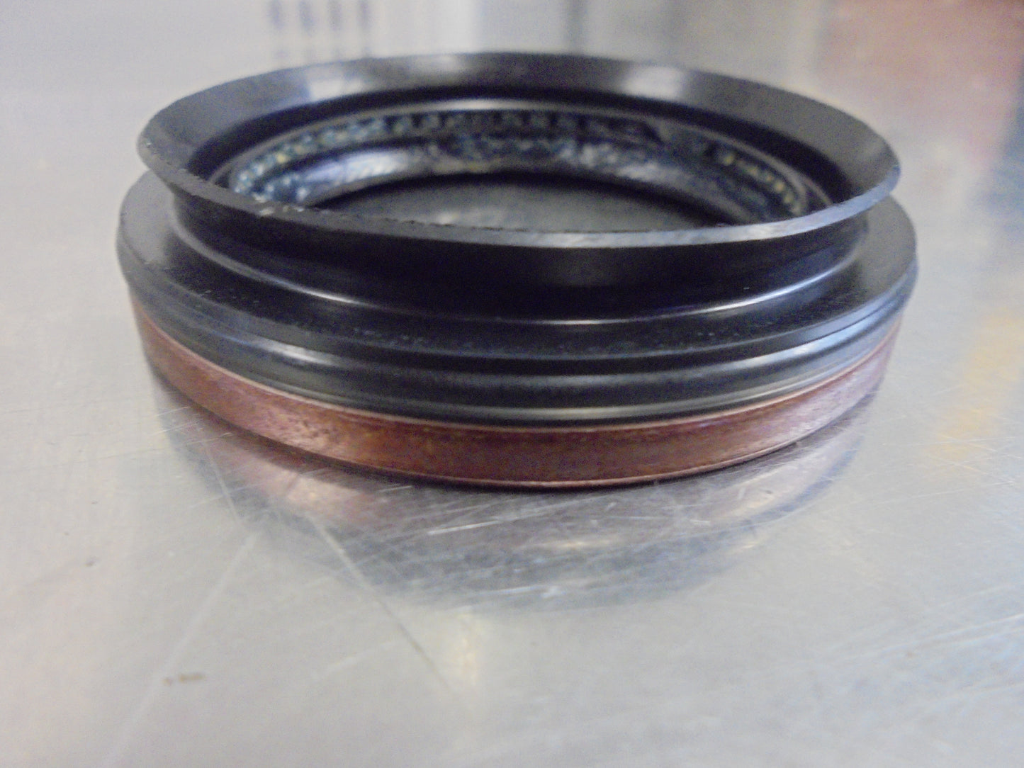 Nissan Murano-Qashqai-X-Trail Genuine Converter Differential Oil Seal New Part