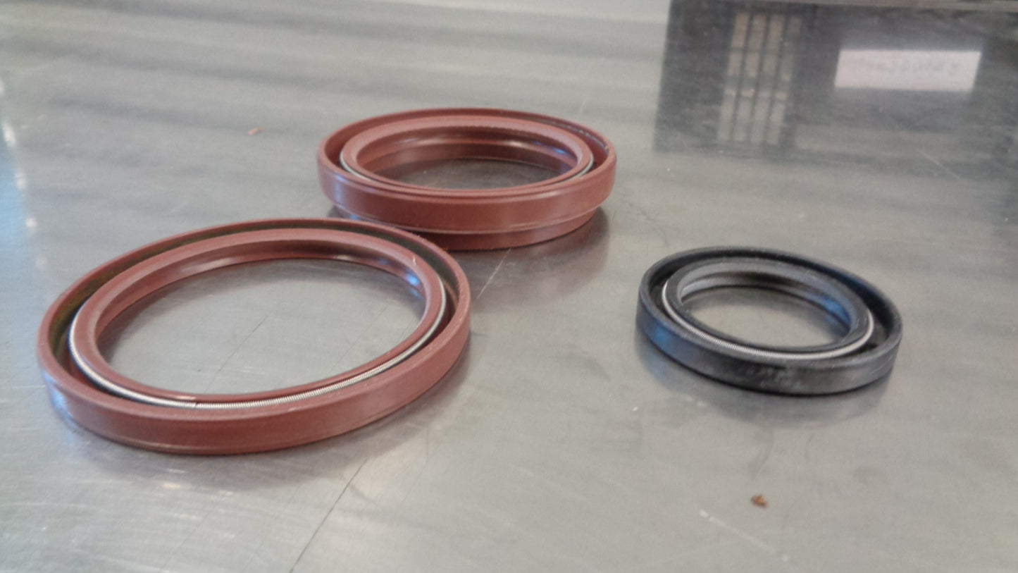 Endurotec Oil Seal Kit suits Toyota Coaster New Part