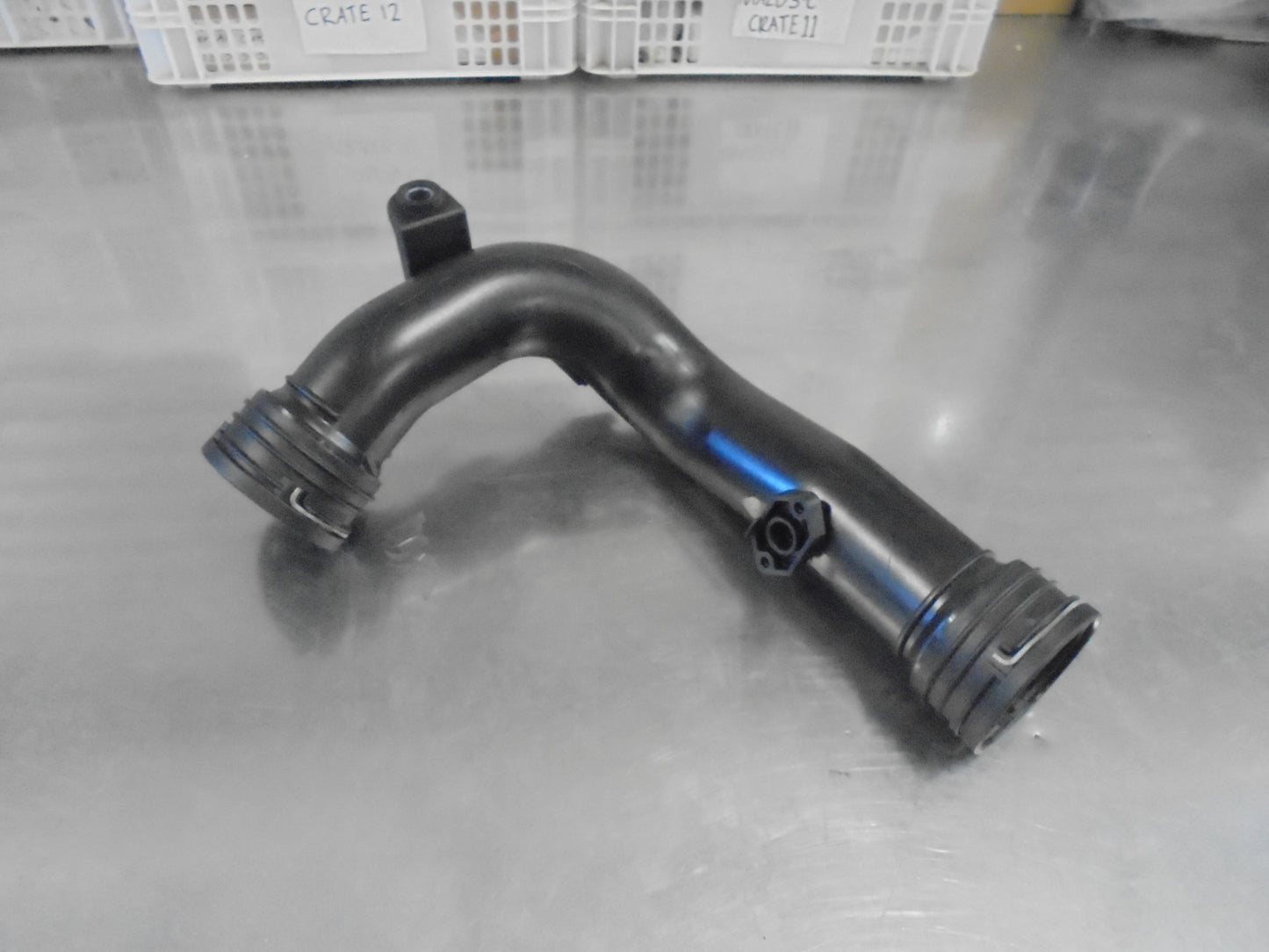 Audi A3-VW Genuine Charge Air Cooler Air Pipe New Part