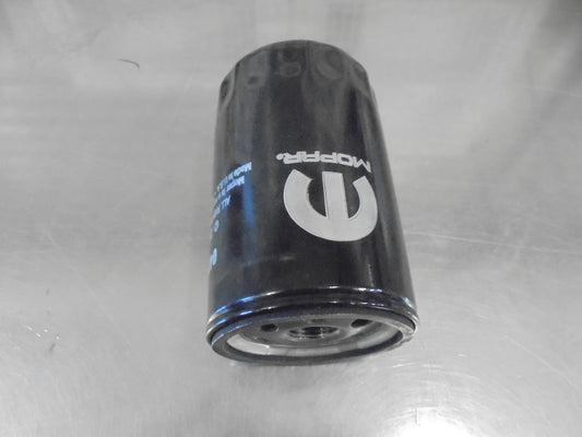 Jeep PT Cruiser-Diahatsu Rocky 2.0ltr-Ford Escort-Hilux Genuine Oil Filter New Part