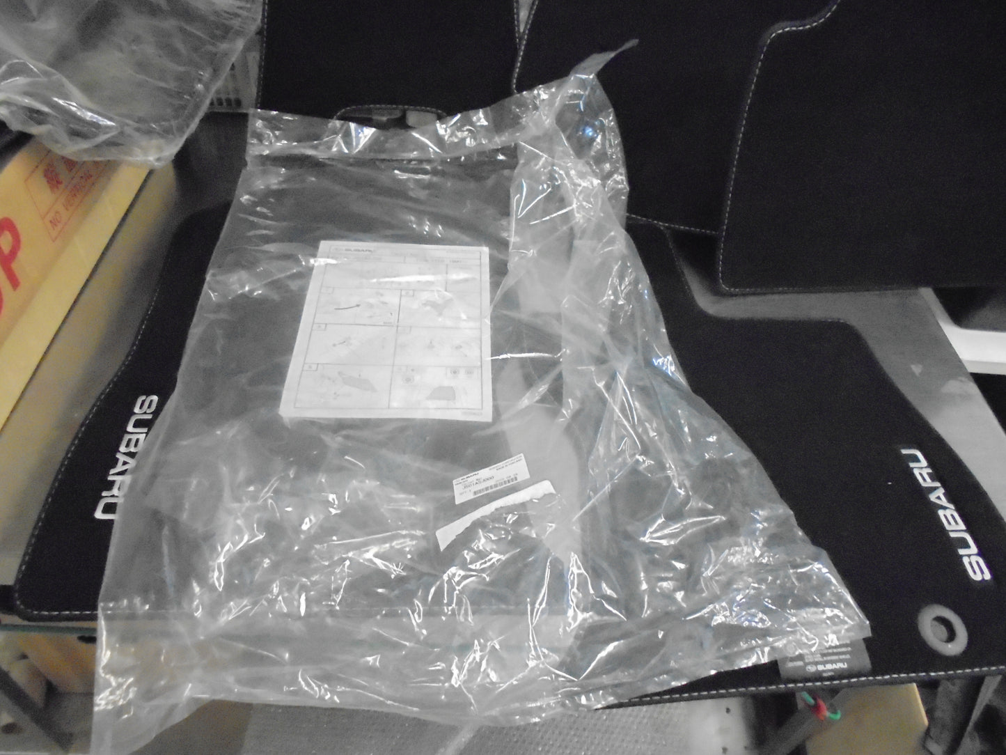 Subaru Forester Genuine Front And Rear Set Of Carpet Mat Set New Part