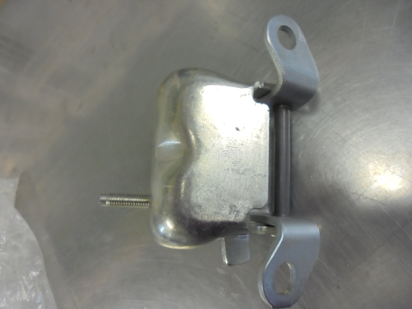 Toyota Landcruiser 100 Series Right Hand Lower Door Hinge New Part