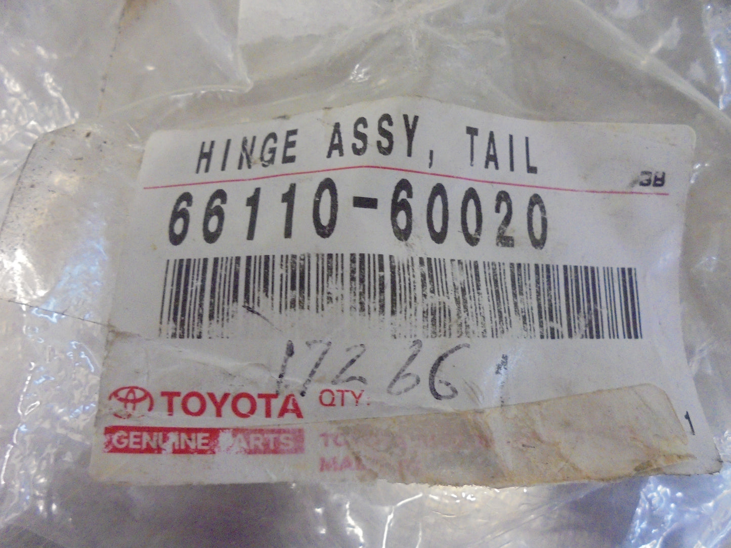 Toyota Landcruiser 100 Series Right Hand Lower Door Hinge New Part