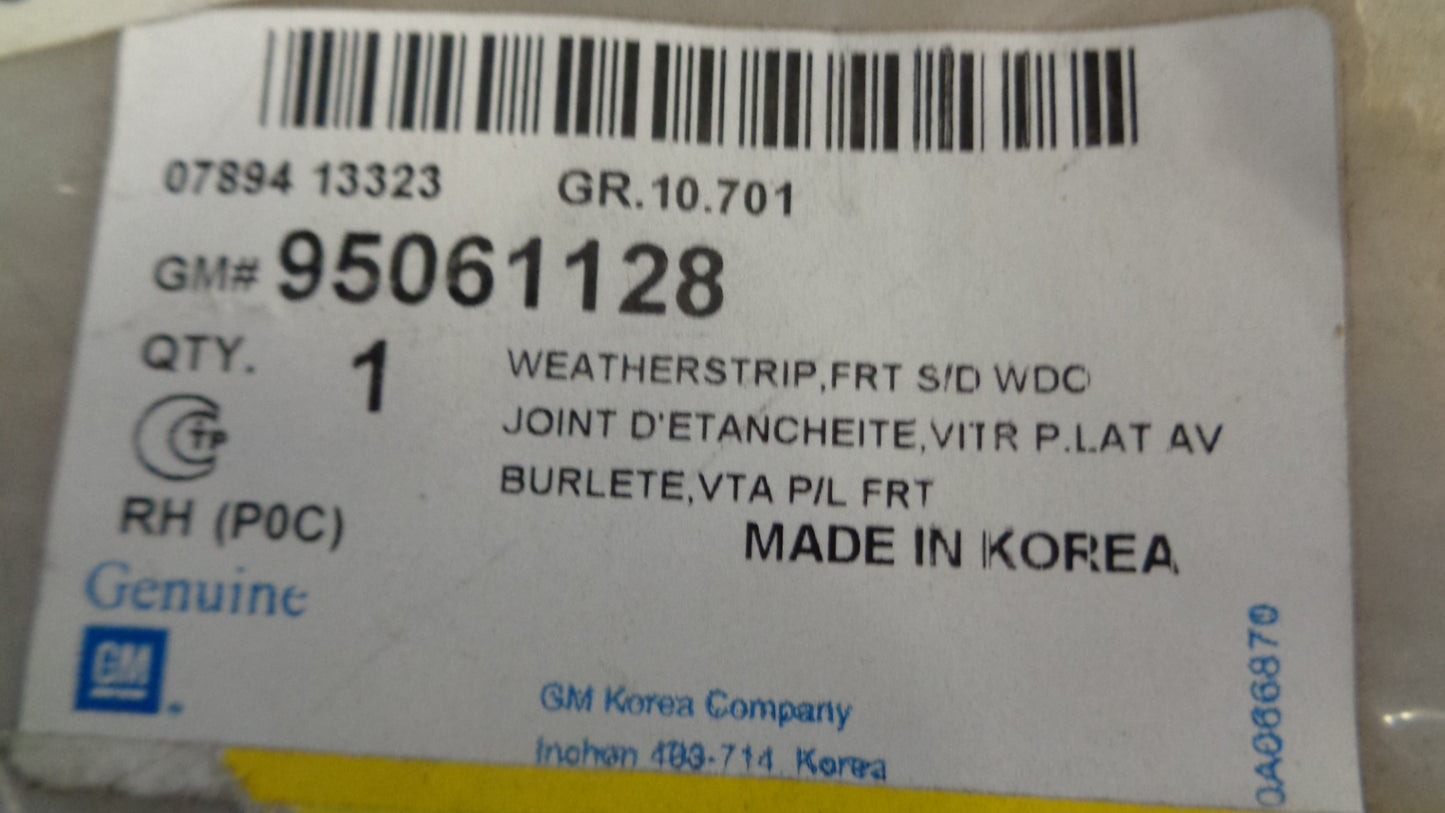 Holden Captiva Genuine Right Hand Upper Weatherstrip New Part