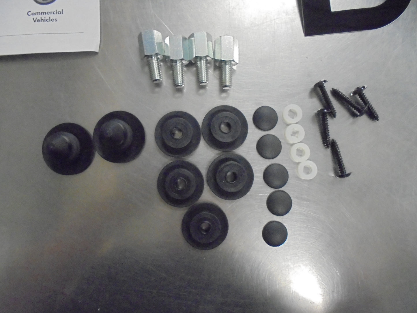 VW Amarok Genuine Tub Liner Dual Cab Fitting Kit New Part