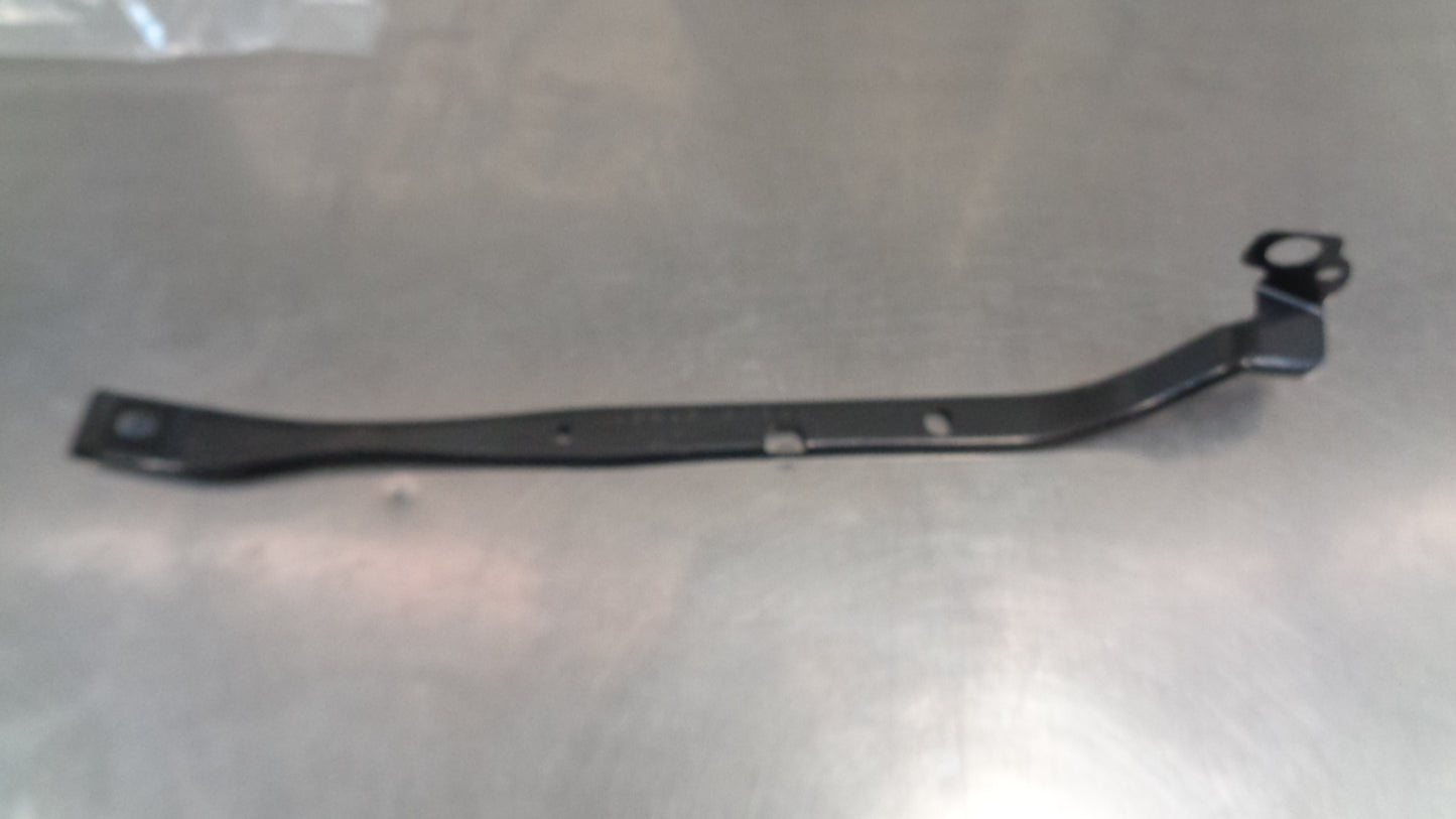 Nissan Pulsar N16 Genuine Front Right Bumper Bracket New Part