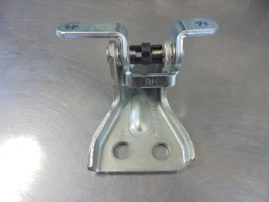 Holden Caprice Genuine Right Hand Rear Lower Door Hinge New Part