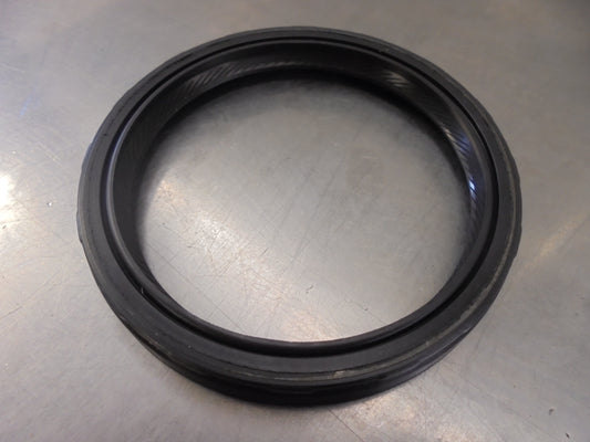 Holden VS-VY-VX-VY-WH-WK V6 Commodore Genuine Rear Main Oil Seal New Part