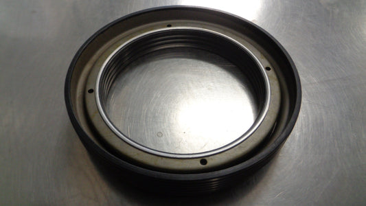 Isuzu Truck Genuine Steer Wheel Seal New Part