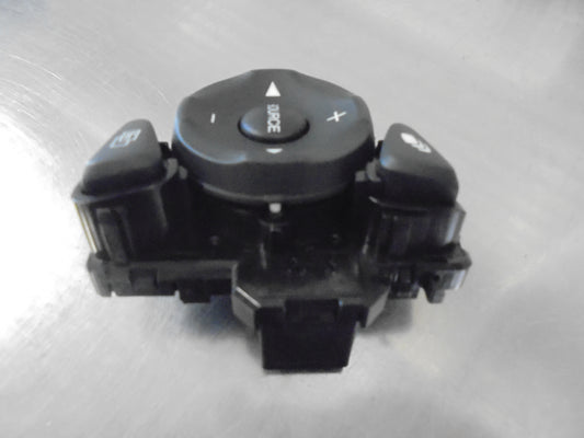 Honda Jazz 5 Door LX Genuine Audio Remote Steering Wheel Switch New Part