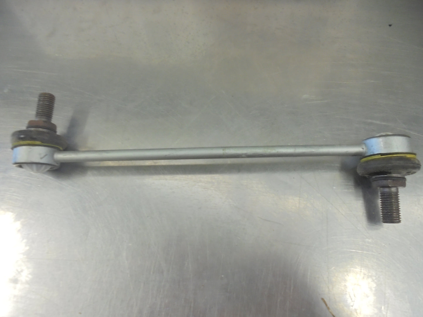 Holden Vectra B Genuine Stabilizer Link Bar New Part