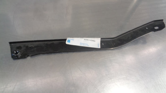 Daewoo Lacetti Genuine Front Left Hand Bumper Bracket New Part