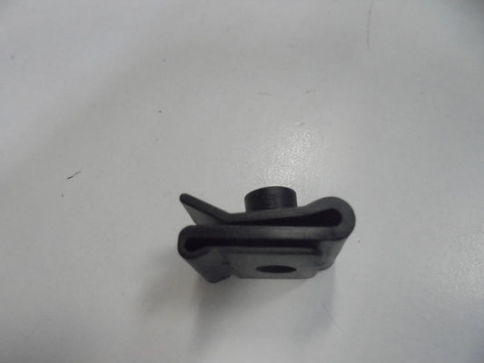 Nissan Navara Genuine Canoe Rivet New Part
