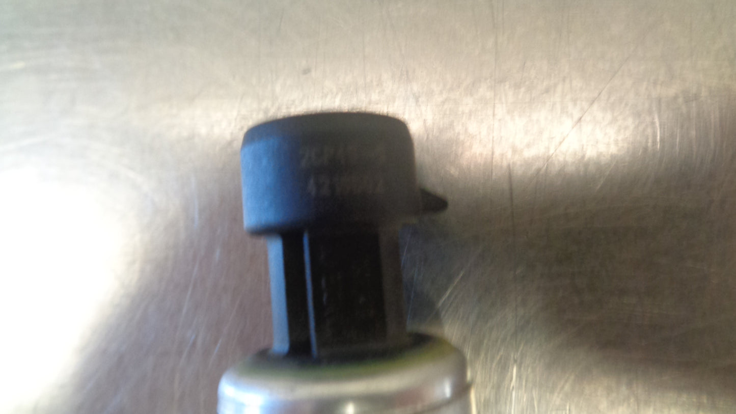 Holden VZ Monaro V8 Air Conditioning High Pressure Cut Off Switch New Part
