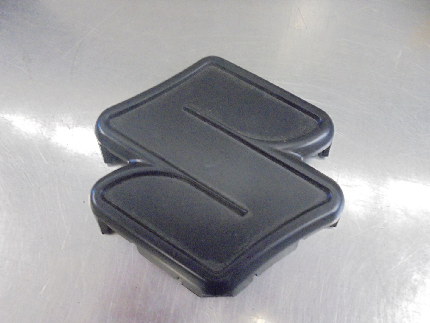 Suzuki Genuine Front Grille Emblem New Part