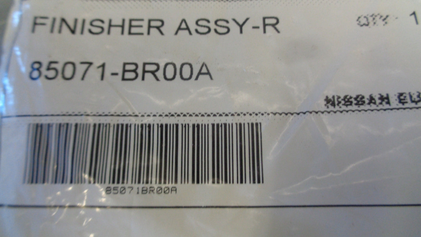 Nissan Qashqai J10 Genuine Rear Bumper Tow Hook Cap Cover New Part