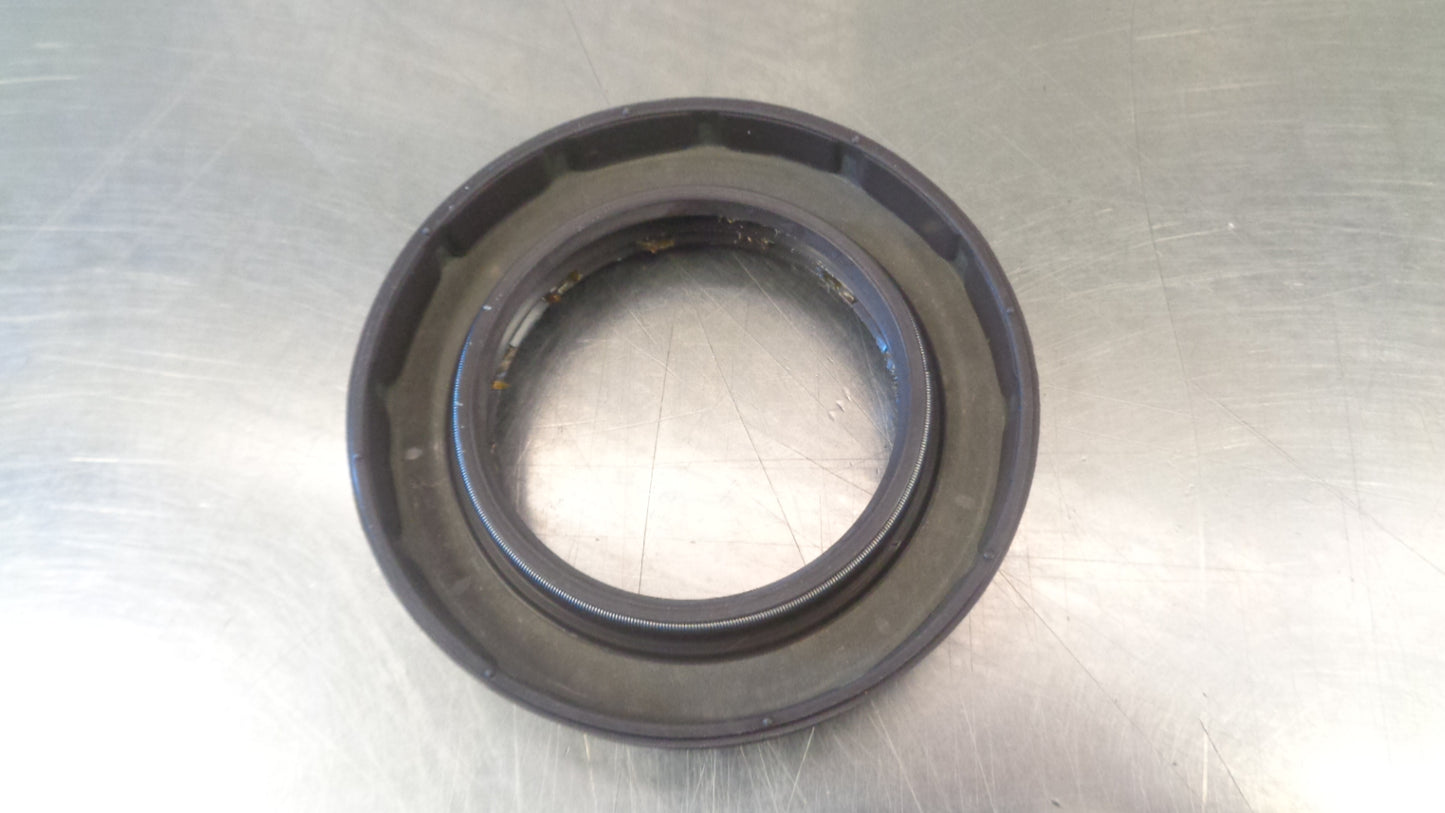 Land Rover Discovery 1 & 2 / Defender / Freelander Genuine Diff Pinion Seal New Part