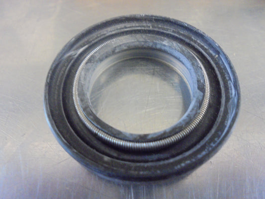 Toyota Cressida Sedan 2800CC DOHC EFI Genuine Type S Oil Seal New Part