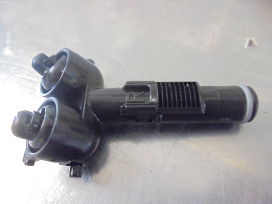 VW Touareg Genuine Passenger Side Headlight Washer Nozzle New Part